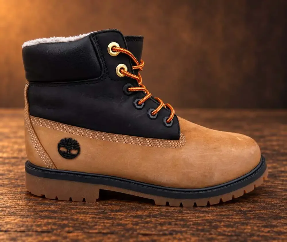 Timberland Boys 6” Wheat Black Shearling Boots A2MZY Youth Size 6 EU 39